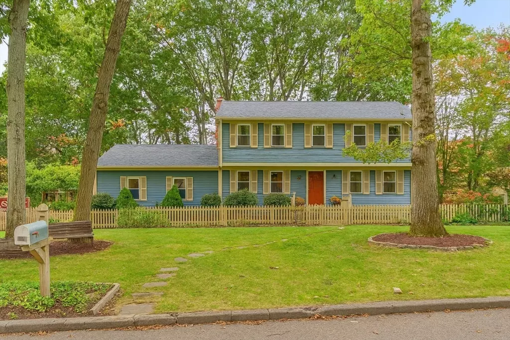 Seekonk, MA 02771,119 Gregory Dr