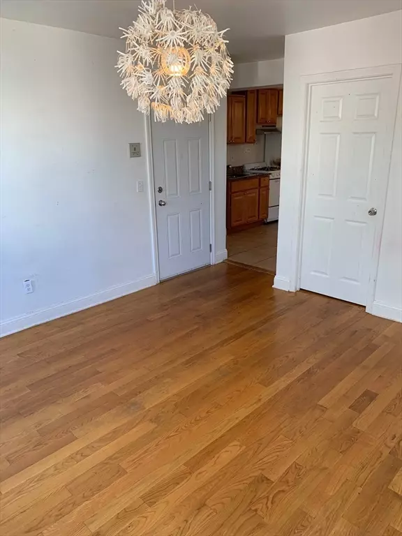 Chelsea, MA 02128,102 Beacon St #2B