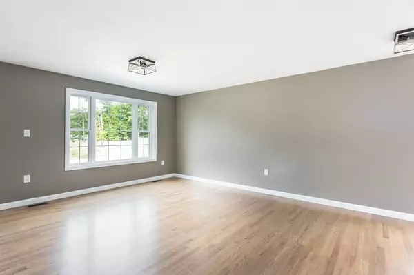 Plymouth, MA 02360,49 Bumble Bee Dr