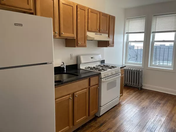 10 Yeamans St #17a, Revere, MA 02151