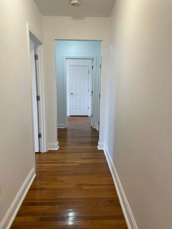 Revere, MA 02151,10 Yeamans St #17a