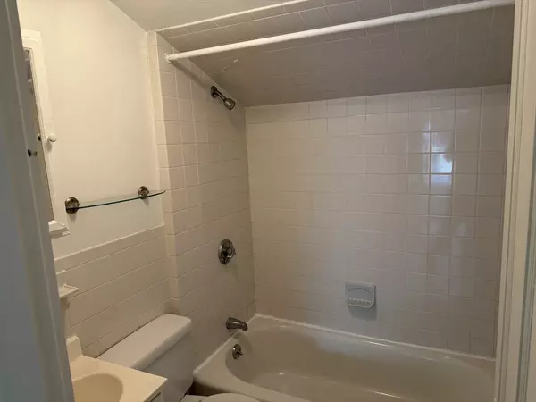 Boston, MA 02131,5 Brown #3