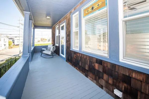 Fall River, MA 02724,1736 Bay St