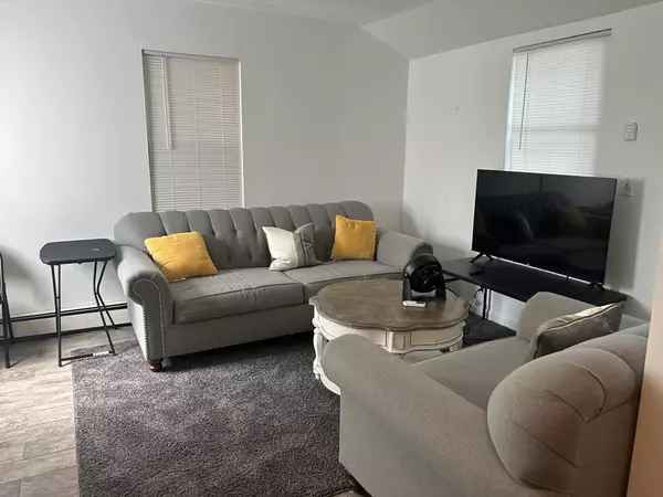 Quincy, MA 02169,134 S Walnut St