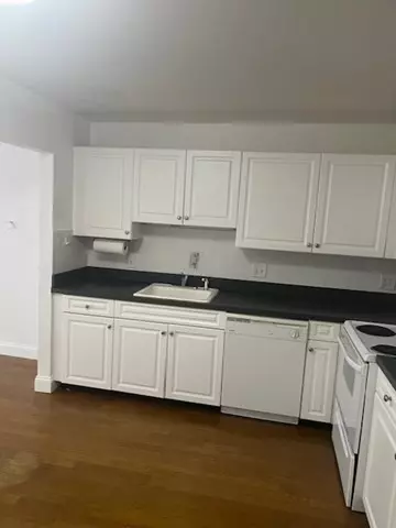 Malden, MA 02345,326 Broadway Avenue #11