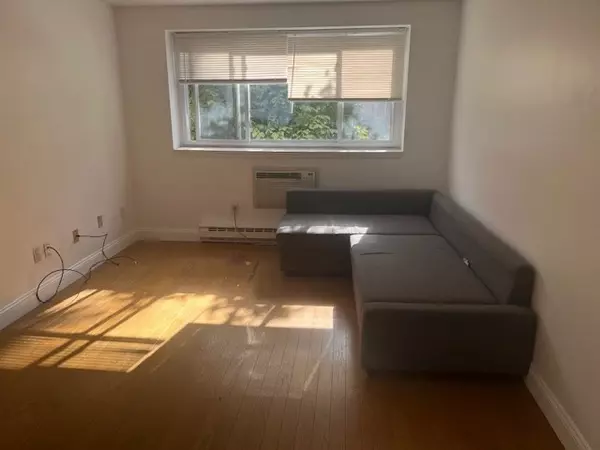 Malden, MA 02345,326 Broadway Avenue #11