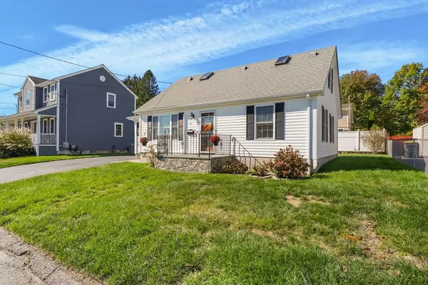 Somerset, MA 02725,21 Bradley Ave