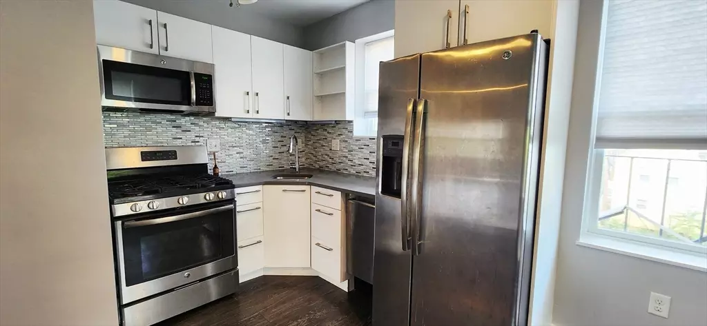 Boston, MA 02128,1 Chelsea Terrace #3