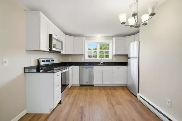 Holyoke, MA 01040,15 Maple Crest Cir #D