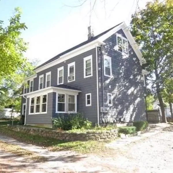 27 Douglas Street #2, Uxbridge, MA 01569