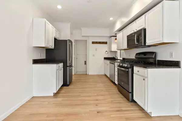 Boston, MA 02127,8 Peters #B