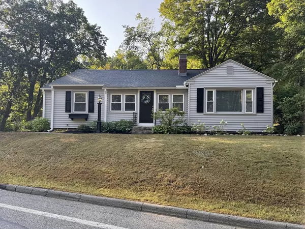 51 State Rd E, Westminster, MA 01473