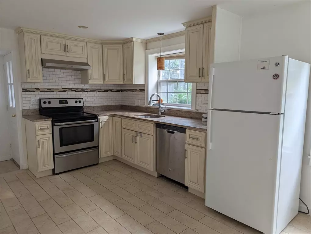 Weymouth, MA 02189,144 Lake Shore Drive