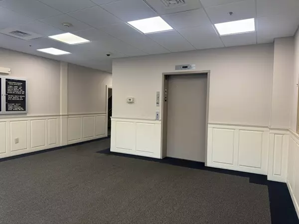 Methuen, MA 01844,380 Merrimack St