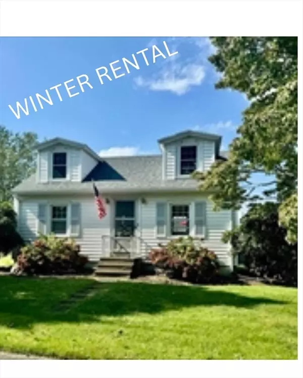 82 Raymond St, Fairhaven, MA 02719
