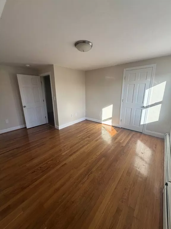 Malden, MA 02148,28 Newhall #3