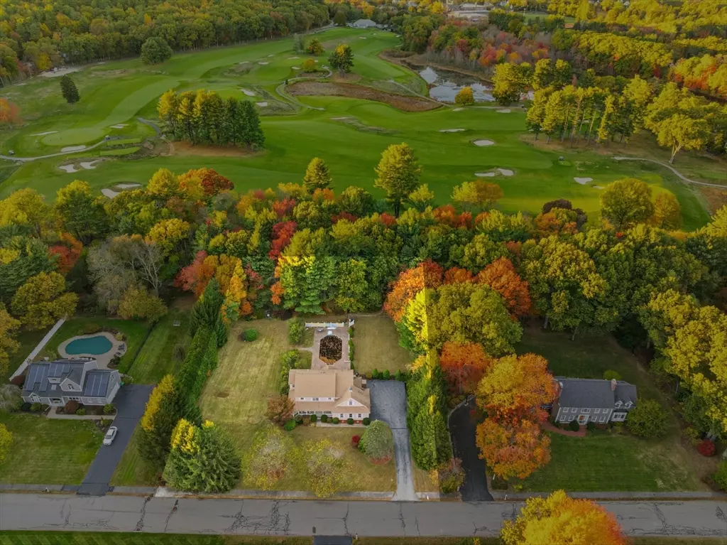 Northbridge, MA 01588,99 Country Club Dr