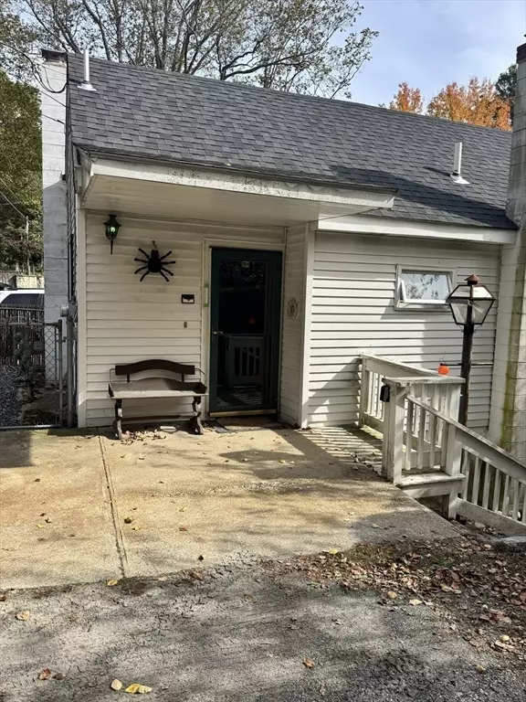 Wayland, MA 01778,22 Lakeshore Dr