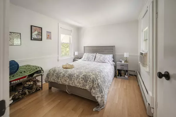 Somerville, MA 02143,38 Spring St #2R