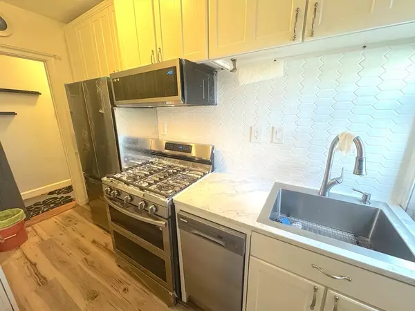 Cambridge, MA 02140,3 Arlington St #6