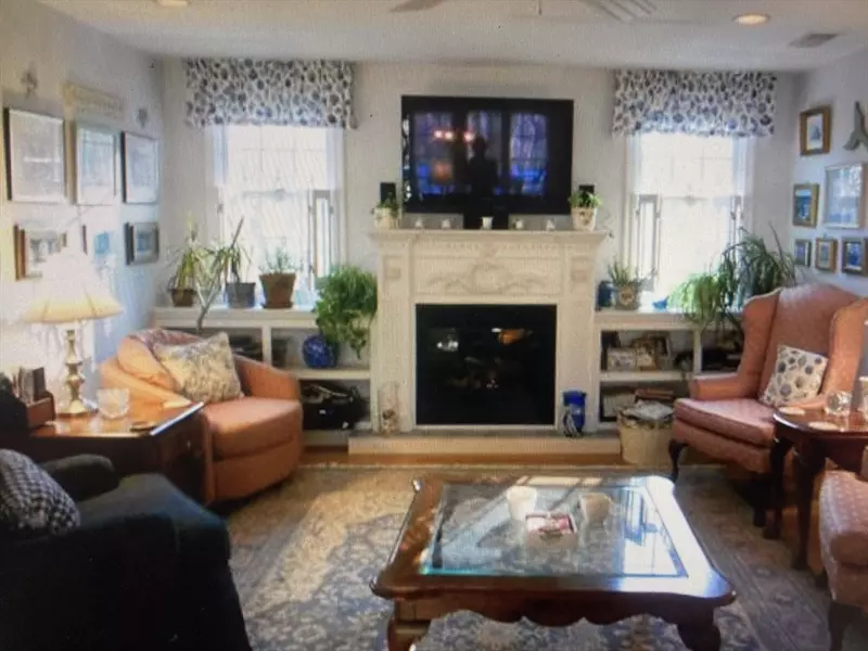 16 Metacomett Rd #16A, Scituate, MA 02066