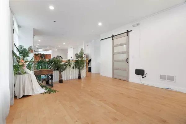 Boston, MA 02128,108 Maverick Street #C1