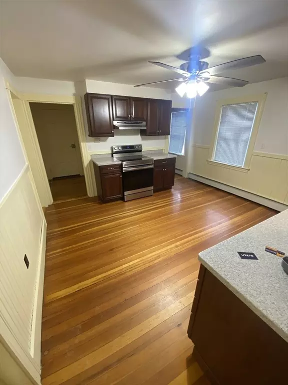 Fitchburg, MA 01420,53 Cascade St #1