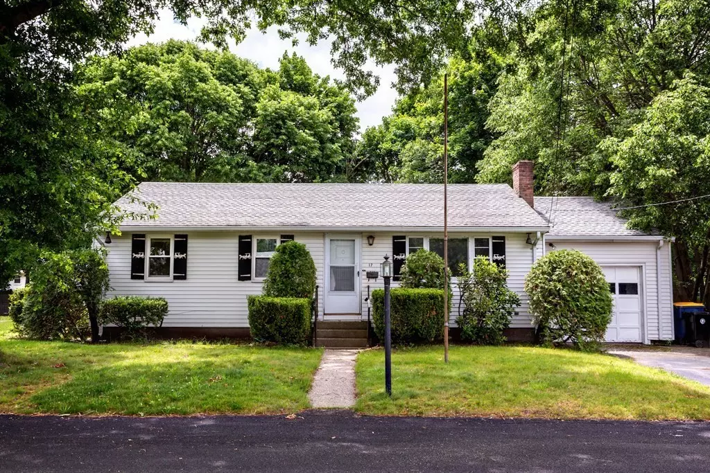 Sharon, MA 02067,17 Suffolk