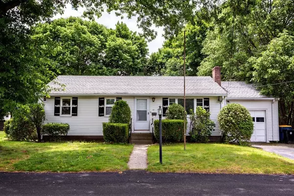 17 Suffolk, Sharon, MA 02067