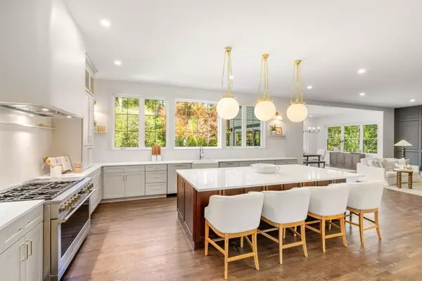 31 Porter Road, Andover, MA 01810