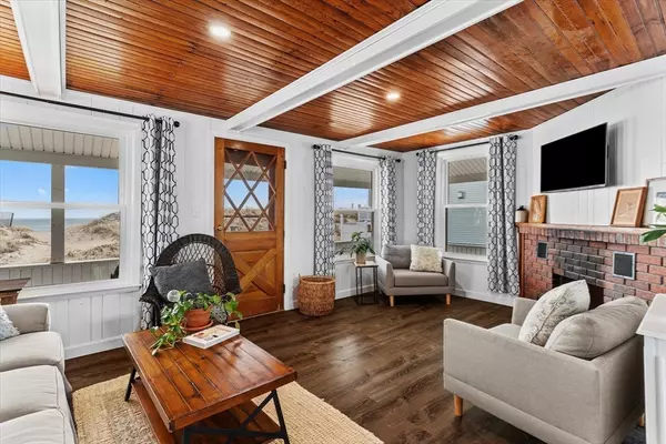 Salisbury, MA 01952,522 North End Blvd