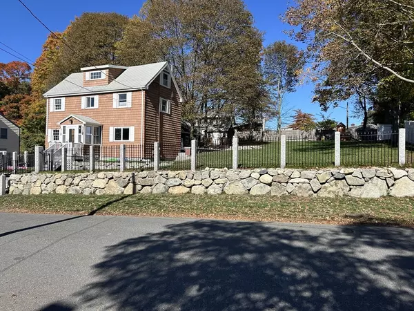 Stoneham, MA 02180,20 Myrtle St