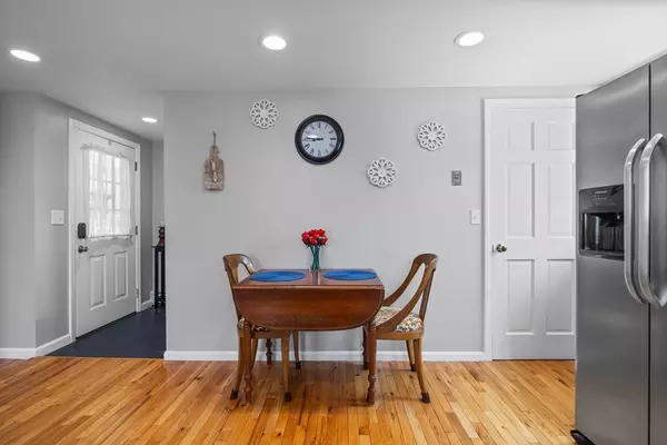 Wakefield, MA 01880,46 Church Street #2