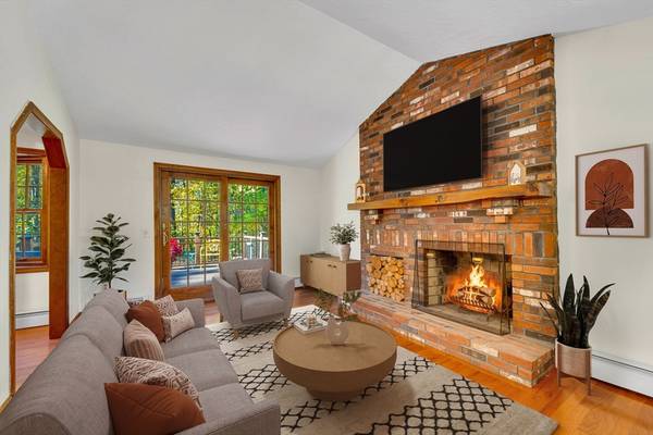 Sterling, MA 01564,19 James Road