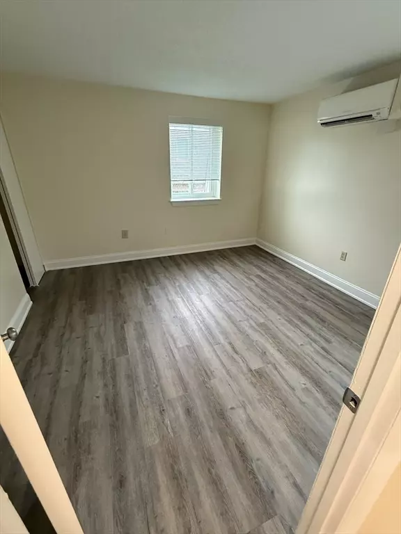 Cambridge, MA 02138,237 Garden St #241-14