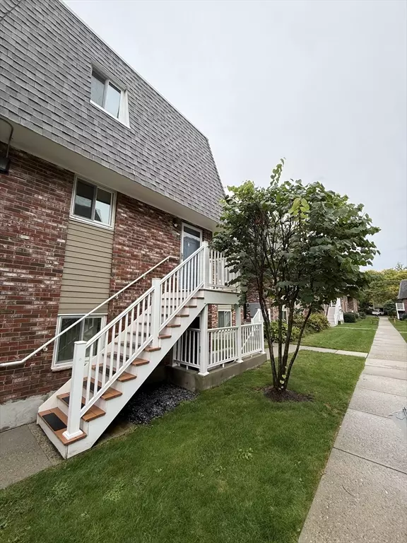 237 Garden St #241-14, Cambridge, MA 02138