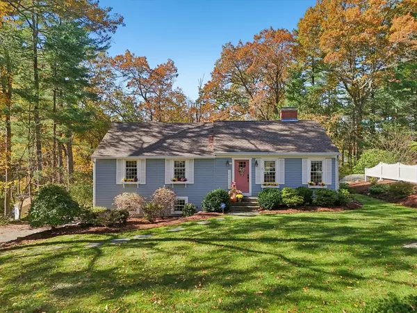 Southborough, MA 01772,39 Woodbury Rd