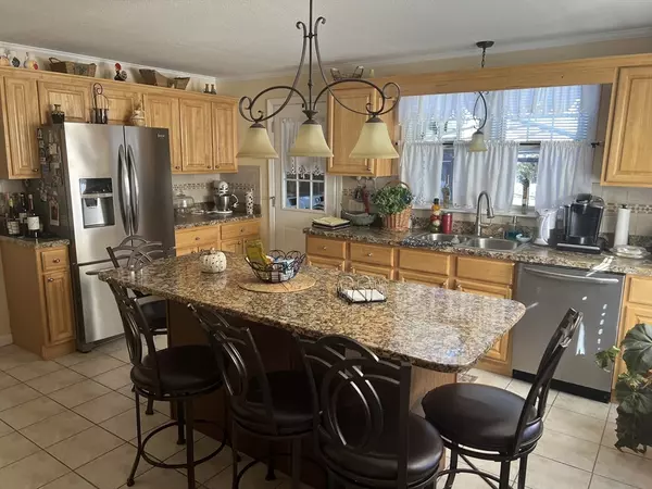 Ludlow, MA 01056,41 Orchard Street