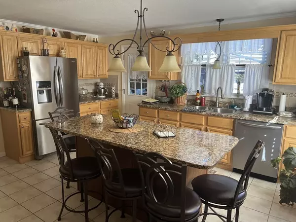 Ludlow, MA 01056,41 Orchard Street