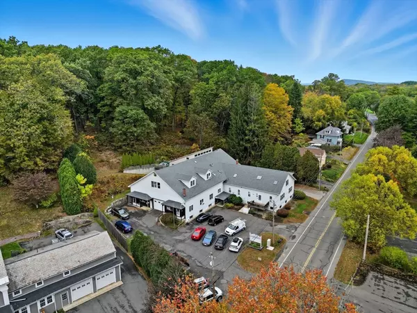 Hatfield, MA 01038,131 Main St #L01