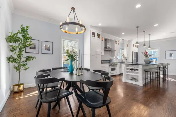 Boston, MA 02131,273 Metropolitan Ave #2