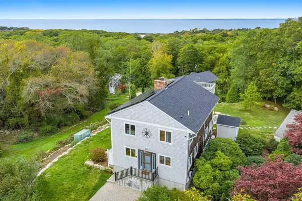 45 Haynes Ave, Falmouth, MA 02540
