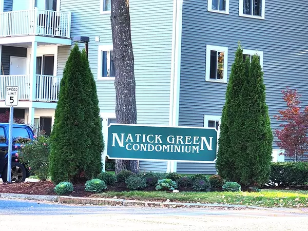 Natick, MA 01760,11 Post Oak Lane #6