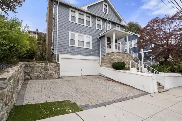 Watertown, MA 02472,56-58 Edgecliff Rd