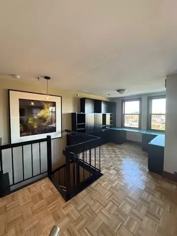 Boston, MA 02215,390 Commonwealth #PH1