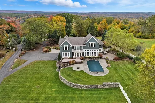Wilbraham, MA 01095,17 Peak Rd