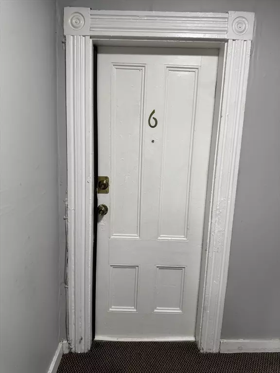 Haverhill, MA 01835,286 South Main Street #6