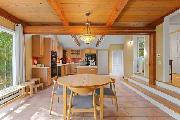 Brewster, MA 02631,274 Commons Way