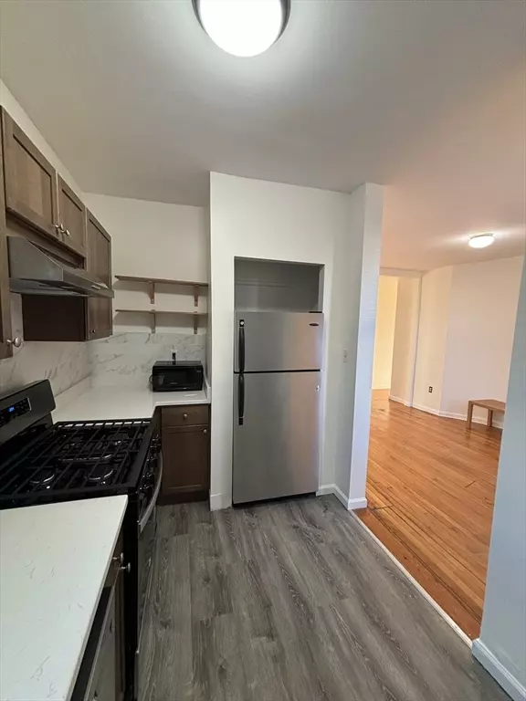 Boston, MA 02135,1371 Commonwealth Avenue #3