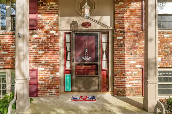 Harwich, MA 02645,76 Williamsburg Ave